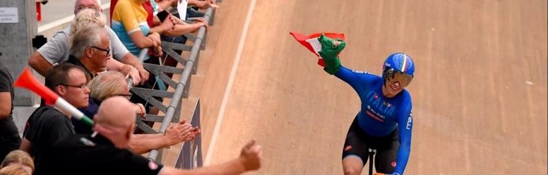 Letizia Paternoster festeggia il primo oro di Aigle