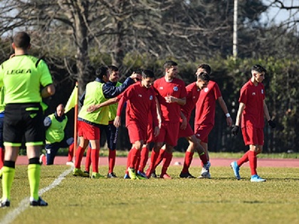 L'esultanza dell'Astrea dopo il gol di Alessio Cipriani