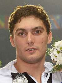 Nuoto, Santucci apre l'anno olimpico
