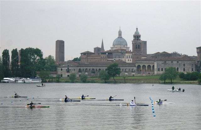 Canoa, a Mantova vince Campana e stop Cicali