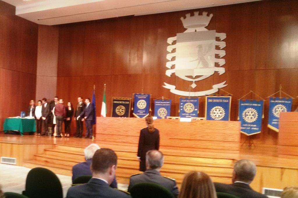 Borse di studio a figli dei Caduti delle Forze dell'Ordine