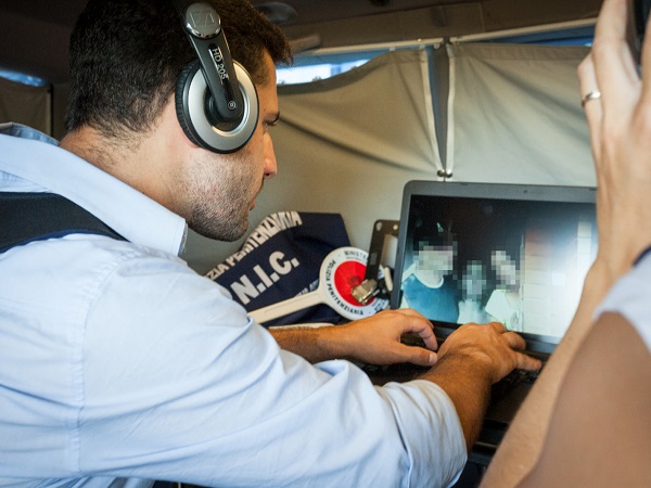 Carcere Salerno: trovati stupefacenti e smartphone