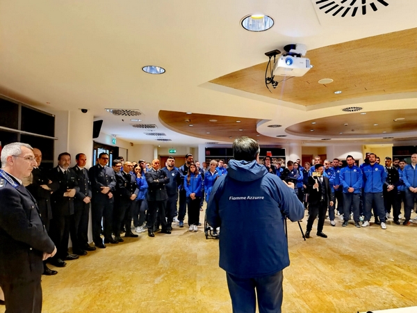 Il Capo del Dap Giovanni Russo incontra gli atleti delle Fiamme Azzurre e dell'Astrea Calcio
