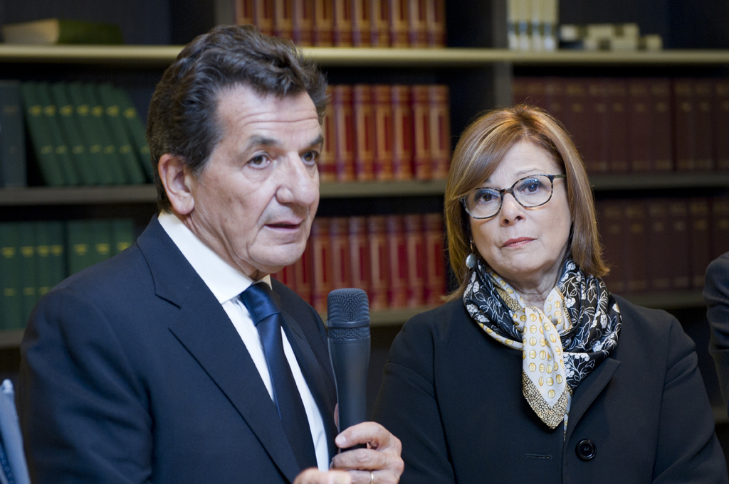 Il Capo del DAP Consolo e la Professoressa Tiziana Palazzo moglie del Dott. Sergio Cosmai