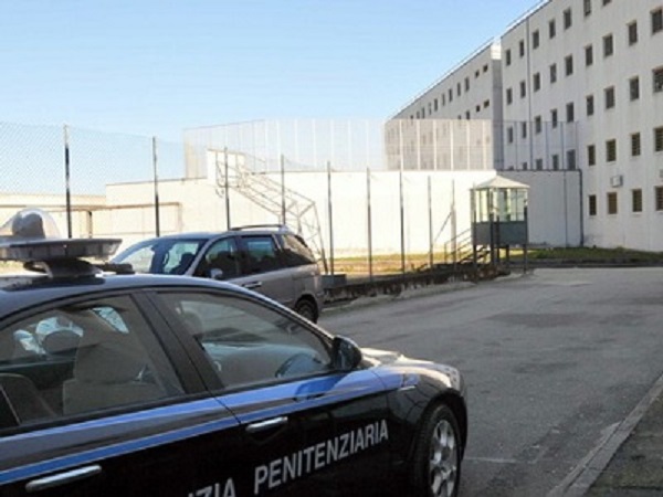 Gli elementi acquisiti dalla Polizia Penitenziaria di Viterbo portano all'arresto di due responsabili della rapina milionaria di Vetralla del 2016